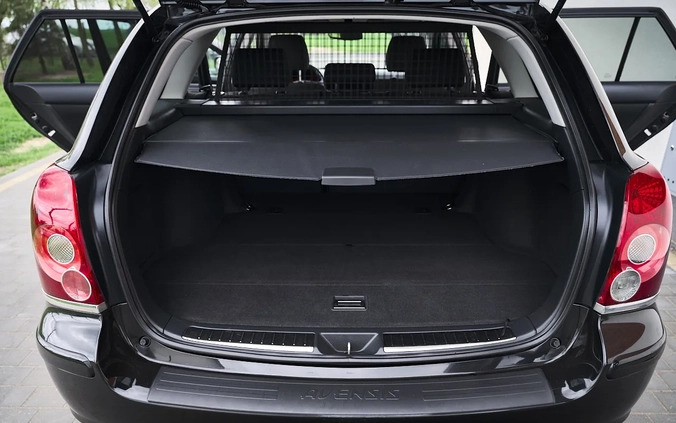 Toyota Avensis cena 24900 przebieg: 164500, rok produkcji 2007 z Sokółka małe 781